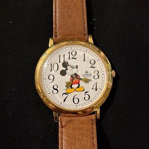 Lorus Mickey Mouse Men's Gold Quartz Ultra Thin XL (44mm!) Watch